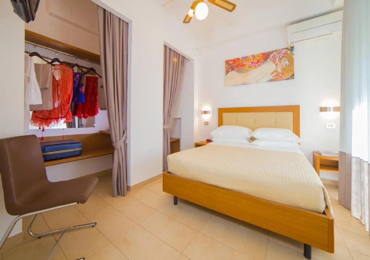 קאטוליקה Mediterraneo Hotel & Suites